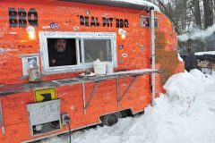 Barbecue stand, Bethel, Maine